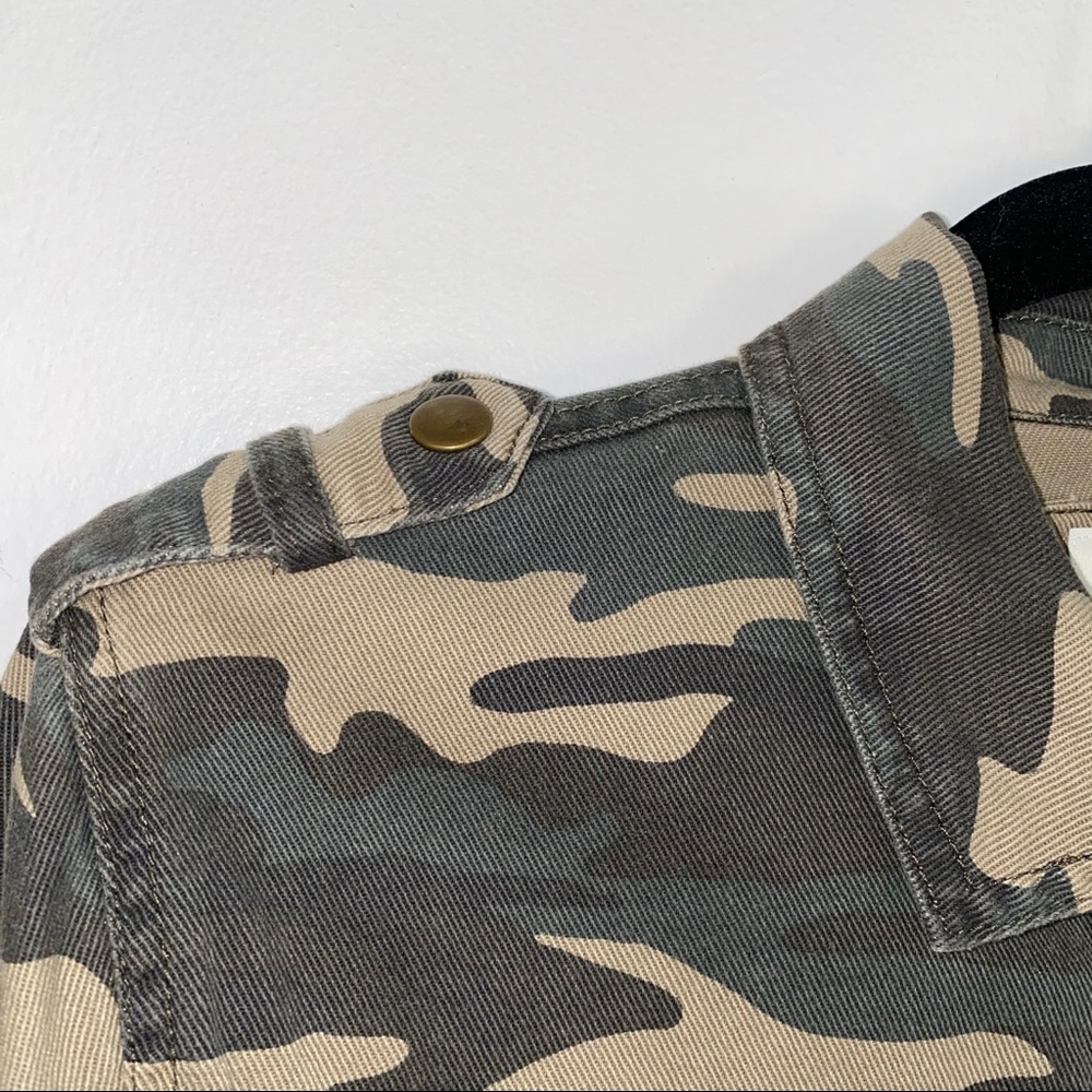 Camouflage Jean Jacket - Picture 8 of 8